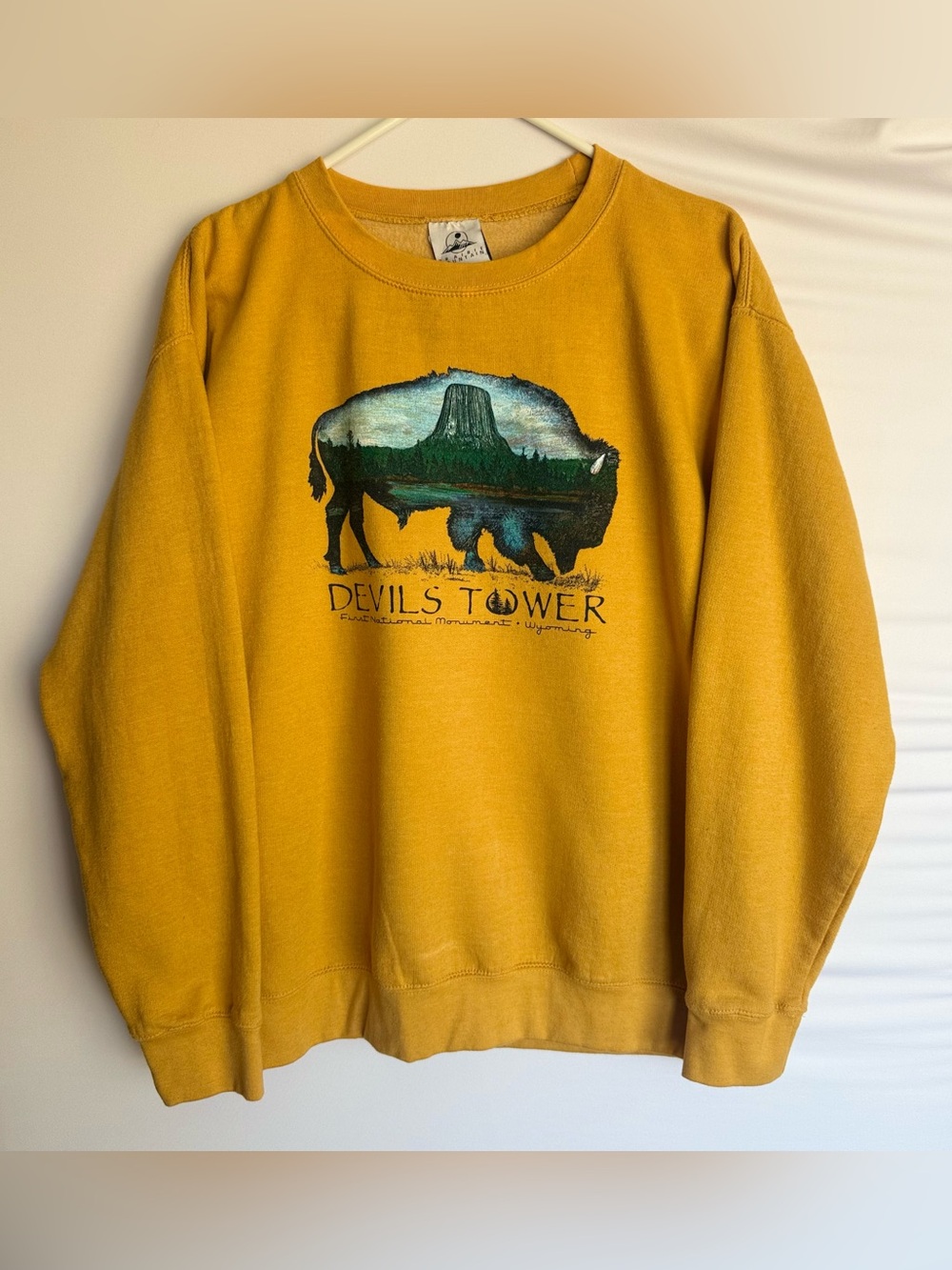 Devils Tower Inside a Bison Graphic Crewneck Sweatshirt - Mustard Yellow